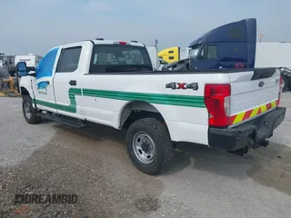 2021 Ford F-250 XL z VIN 1FT7W2B67MEC70278, wystawiony jako IAAI lot #42451726 z przebiegiem Nie podano mil oraz . Historia ofert i sprzedaży dostępna na DreamBid. Obrazek 3.