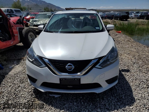 2017 Nissan Sentra SL с VIN 3N1AB7AP1HY371854, выставлен на аукционе Copart как лот 53989285 с пробегом 46 756 миль миль и Списание • Salvage title. История ставок и продаж доступна на DreamBid. Изображение 5.