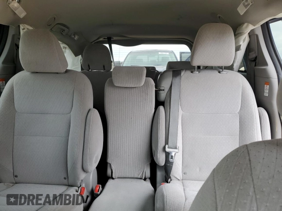 2020 Toyota Sienna LE Auto Access Seat with VIN 5TDKZ3DC7LS070827, listed as a Copart auction lot 45071994 with 101,563 mi miles and Salvage title. Bid and sale history available at DreamBid. Image 10.