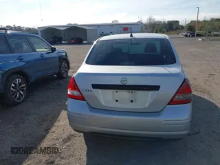 2010 Nissan Versa 1.6 with VIN 3N1CC1AP5AL422567, listed as a IAAI auction lot 41463273 with 167,038 mi miles. Bid and sale history available at carsss.com. Image 17.