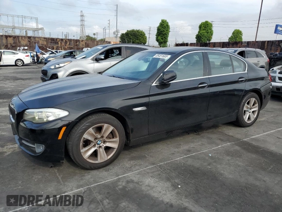 2012 BMW 5 Series 528i with VIN WBAXG5C52CDX04757, listed as a Copart auction lot 55451685 with 118,337 mi miles and Clean Title. Bid and sale history available at carsss.com. Image 1.