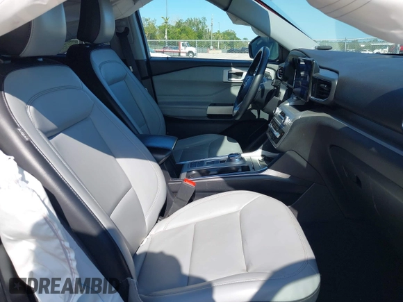 2021 Ford Explorer XLT z VIN 1FMSK7DH3MGB50785, wystawiony jako IAAI lot #42018105 z przebiegiem 119 781 mil mil oraz . Historia ofert i sprzedaży dostępna na DreamBid. Obrazek 5.