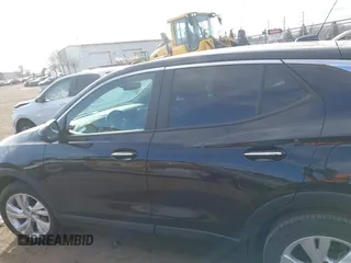 2024 Buick Encore GX Preferred z VIN KL4AMBS20RB022417, wystawiony jako IAAI lot #41265103 z przebiegiem 11 486 mil mil oraz . Historia ofert i sprzedaży dostępna na DreamBid. Obrazek 15.