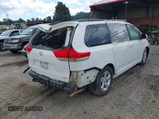 2014 Toyota Sienna LE AAS с VIN 5TDKK3DCXES512006, выставлен на аукционе IAAI как лот 41721093 с пробегом Не указан миль и . История ставок и продаж доступна на DreamBid. Изображение 4.