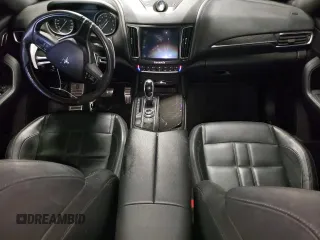 2017 Maserati Levante with VIN ZN661XUS0HX250710, listed as a Copart auction lot 65352173 with 77,927 mi miles. Bid and sale history available at carsss.com. Image 8.