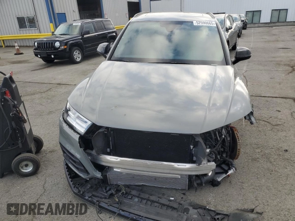 2020 Audi SQ5 Premium Plus with VIN WA1B4AFY4L2013451, listed as a Copart auction lot 52590665 with 33,551 mi miles and Salvage Title. Bid and sale history available at carsss.com. Image 5.