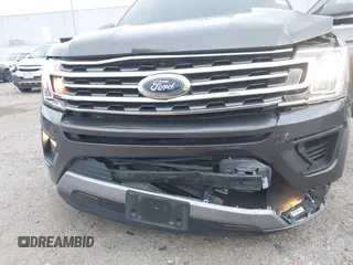 2019 Ford Expedition XLT with VIN 1FMJU1HT7KEA11849, listed as a IAAI auction lot 41727959 with 133,975 mi miles. Bid and sale history available at carsss.com. Image 6.