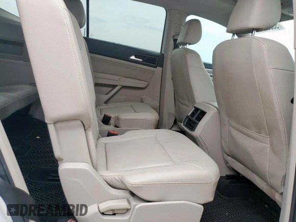 2019 Volkswagen Atlas SE with VIN 1V2WR2CA4KC534215, listed as a Copart auction lot 53889295 with 98,097 mi miles and Salvage title. Bid and sale history available at DreamBid. Image 11.