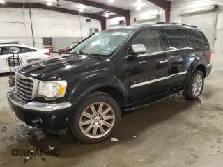 2008 Chrysler Aspen Limited z VIN 1A8HW58288F102734, wystawiony jako Copart lot #58589245 z przebiegiem 158 237 mil mil oraz Tytuł czysty. Historia ofert i sprzedaży dostępna na DreamBid. Obrazek 1.