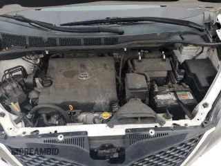2012 Toyota Sienna SE with VIN 5TDXK3DC6CS185557, listed as a Copart auction lot 53316495 with 131,898 mi miles and Salvage Title. Bid and sale history available at carsss.com. Image 12.
