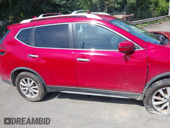 2017 Nissan Rogue SL with VIN JN8AT2MT1HW399073, listed as a IAAI auction lot 42533416 with 140,073 mi miles and . Bid and sale history available at DreamBid. Image 13.
