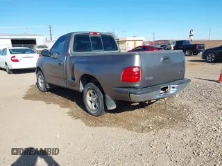 2002 Ford F-150 XL z VIN 1FTRF07272KB83272, wystawiony jako IAAI lot #41266432 z przebiegiem Nie podano mil oraz . Historia ofert i sprzedaży dostępna na DreamBid. Obrazek 3.