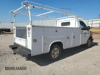 2007 GMC Savana Commercial C6Y SRW with VIN 1GDHG31U571241621, listed as a Copart auction lot 71527434 with Not Provided miles and Salvage Title. Bid and sale history available at carsss.com. Image 3.