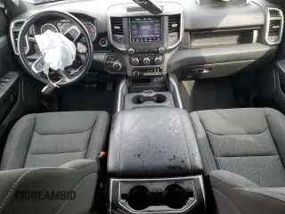 2021 Ram 1500 Big Horn z VIN 1C6SRFMTXMN617332, wystawiony jako Copart lot #46398695 z przebiegiem 42 656 mil mil oraz Szkoda całkowita • Salvage title. Historia ofert i sprzedaży dostępna na DreamBid. Obrazek 8.