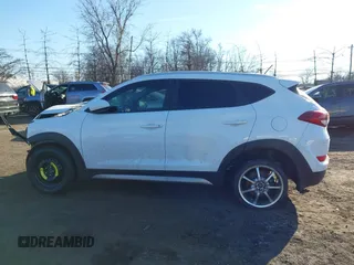 2017 Hyundai Tucson SE with VIN KM8J3CA46HU376457, listed as a IAAI auction lot 41680650 with 122,349 mi miles. Bid and sale history available at carsss.com. Image 13.
