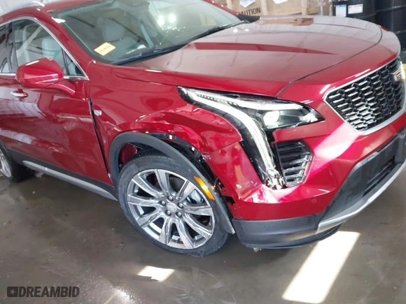 2019 Cadillac XT4 FWD Premium Luxury with VIN 1GYFZCR42KF196279, listed as a IAAI auction lot 41566959 with 29,282 mi miles. Bid and sale history available at carsss.com. Image 6.