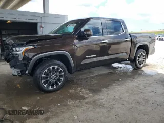 2023 Toyota Tundra Limited z VIN 5TFJA5DB5PX114247, wystawiony jako Copart lot #57858515 z przebiegiem 17 722 mil mil oraz Czysty tytuł • Clean title. Historia ofert i sprzedaży dostępna na DreamBid. Obrazek 1.