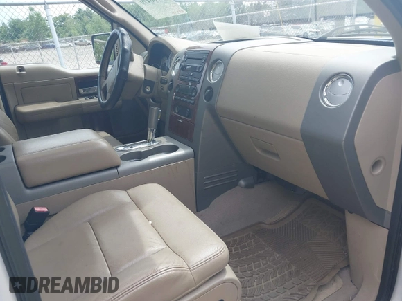 2007 Ford F-150 XLT с VIN 1FTPW14557FA22950, выставлен на аукционе IAAI как лот 42766479 с пробегом 293 351 миль миль и . История ставок и продаж доступна на DreamBid. Изображение 5.