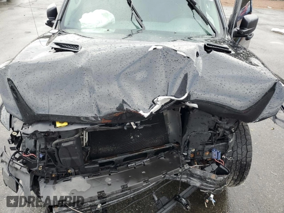 2015 Ram 1500 Express z VIN 1C6RR7FT5FS631970, wystawiony jako Copart lot #50608695 z przebiegiem Nie podano mil oraz Szkoda całkowita • Salvage title. Historia ofert i sprzedaży dostępna na DreamBid. Obrazek 12.