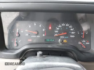 2004 Jeep Wrangler X z VIN 1J4FA39S44P725251, wystawiony jako IAAI lot #42249845 z przebiegiem 136 454 mil mil oraz . Historia ofert i sprzedaży dostępna na DreamBid. Obrazek 7.