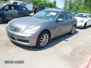 2009 Infiniti G37 Sedan x with VIN JNKCV61F39M352112, listed as a IAAI auction lot 42173870 with Not Provided miles. Bid and sale history available at carsss.com. Image 2.