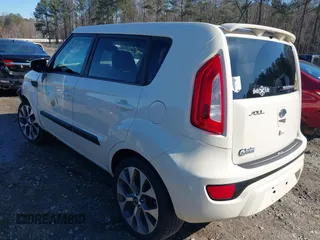 2012 Kia Soul + with VIN KNDJT2A62C7371120, listed as a IAAI auction lot 41442500 with 152,206 mi miles. Bid and sale history available at carsss.com. Image 3.