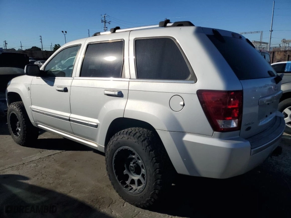 2006 Jeep Grand Cherokee Overland with VIN 1J8HR68226C196931, listed as a Copart auction lot 86376914 with 110,795 mi miles and Salvage Title. Bid and sale history available at carsss.com. Image 2.