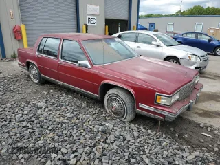 1987 Cadillac DeVille z VIN 1G6CD5184H4271752, wystawiony jako Copart lot #57408765 z przebiegiem 102 597 mil mil oraz Czysty tytuł • Clean title. Historia ofert i sprzedaży dostępna na DreamBid. Obrazek 4.