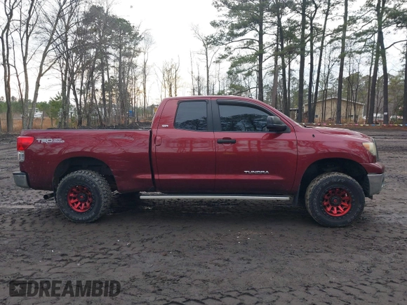2010 Toyota Tundra 4WD Truck with VIN 5TFUM5F13AX008637, listed as a IAAI auction lot 41458700 with 212,845 mi miles. Bid and sale history available at carsss.com. Image 13.