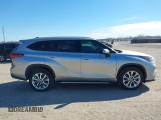 2021 Toyota Highlander Limited z VIN 5TDYZRAHXMS081464, wystawiony jako IAAI lot #41631810 z przebiegiem 61 446 mil mil oraz . Historia ofert i sprzedaży dostępna na DreamBid. Obrazek 13.