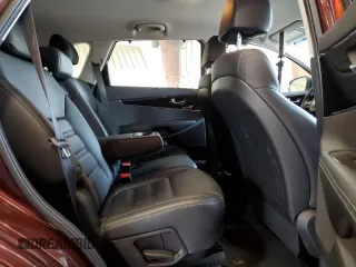 2018 Kia Sorento EX z VIN 5XYPHDA53JG395215, wystawiony jako Copart lot #63330825 z przebiegiem 71 799 mil mil oraz Szkoda całkowita • Salvage title. Historia ofert i sprzedaży dostępna na DreamBid. Obrazek 11.