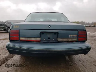 1996 Oldsmobile Cutlass Ciera 1SA VX5 z VIN 1G3AJ55M2T6382818, wystawiony jako Copart lot #80290114 z przebiegiem 137 463 mil mil oraz Szkody całkowita. Historia ofert i sprzedaży dostępna na DreamBid. Obrazek 6.
