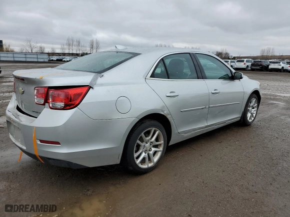2015 Chevrolet Malibu LT with VIN 1G11C5SL5FF260764, listed as a Copart auction lot 52100275 with 306,119 mi miles and Salvage Title. Bid and sale history available at carsss.com. Image 3.