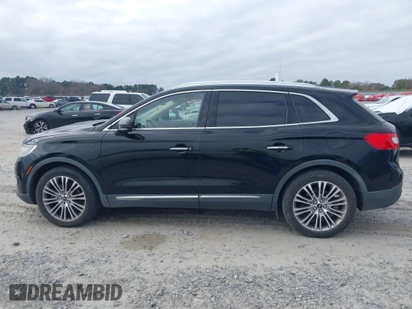 2017 Lincoln MKX Reserve with VIN 2LMPJ6LR0HBL16324, listed as a IAAI auction lot 41157696 with 118,028 mi miles. Bid and sale history available at carsss.com. Image 14.