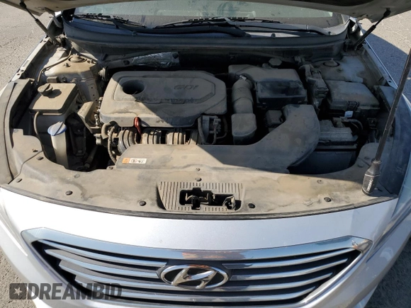 2015 Hyundai Sonata SE z VIN 5NPE24AF7FH002432, wystawiony jako Copart lot #59182285 z przebiegiem 193 754 mil mil oraz Szkoda całkowita • Salvage title. Historia ofert i sprzedaży dostępna na DreamBid. Obrazek 11.