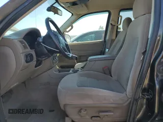 2005 Ford Explorer XLT with VIN 1FMZU73E25ZA36881, listed as a Copart auction lot 61786955 with 135,015 mi miles and Salvage title. Bid and sale history available at DreamBid. Image 7.