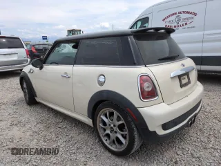 2009 MINI Hardtop S with VIN WMWMF73569TW87347, listed as a Copart auction lot 59445035 with Not provided miles and Salvage title. Bid and sale history available at DreamBid. Image 2.