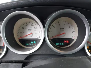 2006 Dodge Charger with VIN 2B3KA43G66H414461, listed as a IAAI auction lot 42067616 with 191,724 mi miles. Bid and sale history available at carsss.com. Image 7.