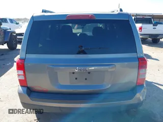 2013 Jeep Patriot Sport with VIN 1C4NJPBA0DD245736, listed as a IAAI auction lot 41651282 with 227,456 mi miles. Bid and sale history available at carsss.com. Image 16.