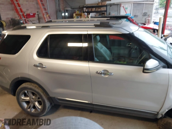 2011 Ford Explorer Limited с VIN 1FMHK8F88BGA06689, выставлен на аукционе IAAI как лот 42224680 с пробегом 171 349 миль миль и . История ставок и продаж доступна на DreamBid. Изображение 13.
