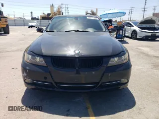 2007 BMW 3 Series 335i z VIN WBAVB73577VF54567, wystawiony jako Copart lot #56411365 z przebiegiem 136 341 mil mil oraz Szkoda całkowita • Salvage title. Historia ofert i sprzedaży dostępna na DreamBid. Obrazek 5.
