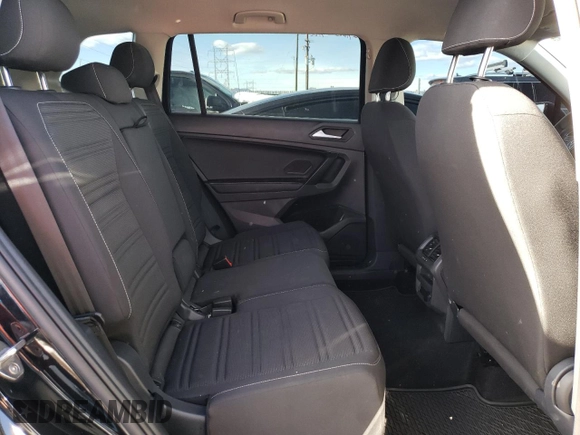 2022 Volkswagen Tiguan S with VIN 3VV0B7AX6NM067089, listed as a Copart auction lot 84046074 with 39,664 mi miles and Salvage Title. Bid and sale history available at carsss.com. Image 11.