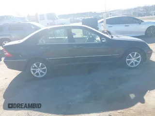 2007 Mercedes-Benz C 280 Luxury with VIN WDBRF92H87F909607, listed as a IAAI auction lot 41808604 with 235,520 mi miles and . Bid and sale history available at DreamBid. Image 13.