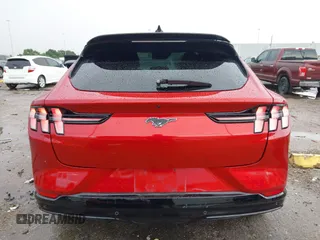 2022 Ford Mustang Mach-E Premium с VIN 3FMTK3RM1NMA57631, выставлен на аукционе IAAI как лот 42369574 с пробегом 108 893 миль миль и . История ставок и продаж доступна на DreamBid. Изображение 17.