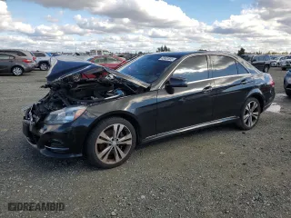 2014 Mercedes-Benz E-Class E 250 BlueTEC Luxury with VIN WDDHF9HBXEA937098, listed as a Copart auction lot 43602605 with 230,546 mi miles and Salvage Title. Bid and sale history available at carsss.com. Image 1.