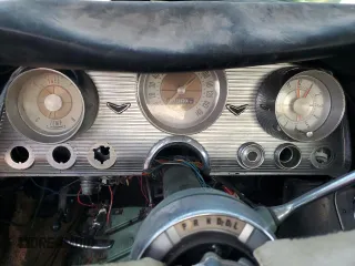 1960 Ford Thunderbird with VIN 0Y71Y166846, listed as a Copart auction lot 80034714 with 74,470 mi miles and Salvage Title. Bid and sale history available at DreamBid. Image 9.
