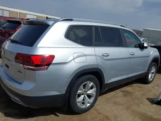 2018 Volkswagen Atlas 3.6L V6 SE with VIN 1V2KR2CA4JC509845, listed as a IAAI auction lot 41817227 with 72,961 mi miles. Bid and sale history available at carsss.com. Image 14.