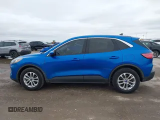 2020 Ford Escape SE with VIN 1FMCU9G62LUB18933, listed as a IAAI auction lot 41564797 with 68,187 mi miles. Bid and sale history available at carsss.com. Image 14.