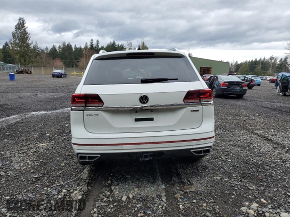 2022 Volkswagen Atlas SEL Premium R-Line with VIN 1V2FR2CA2NC519295, listed as a Copart auction lot 48591095 with 38,002 mi miles and Salvage title. Bid and sale history available at DreamBid. Image 6.
