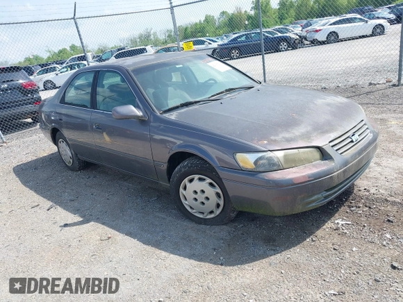 1999 Toyota Camry LE с VIN 4T1BG22K9XU865840, выставлен на аукционе IAAI как лот 42165233 с пробегом 250 372 миль миль и . История ставок и продаж доступна на DreamBid. Изображение 1.